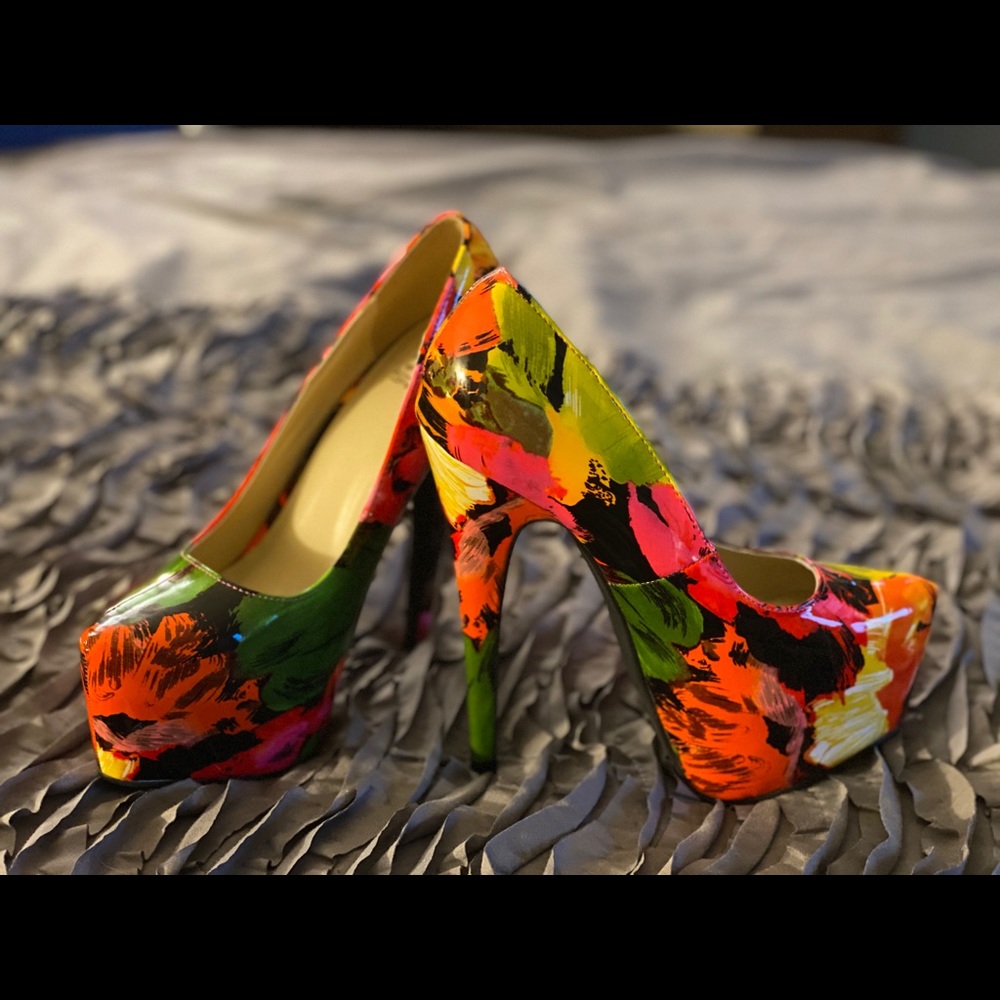 Sheikh Shoes Limited Edition Sexy Floral Platforms